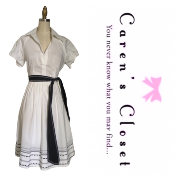 BCBGMaxAzria Dresses & Skirts - BCBGMaxAzria White polished cotton lycra dress